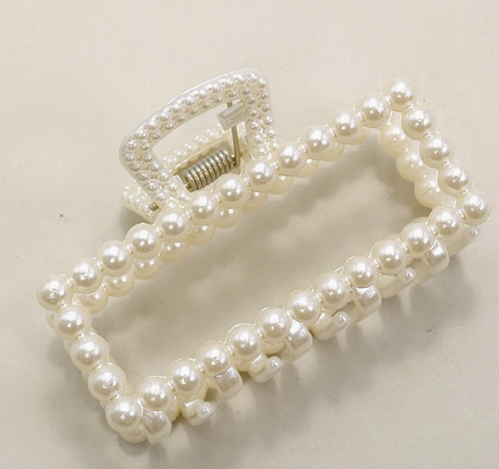 Pearl Claw Clip