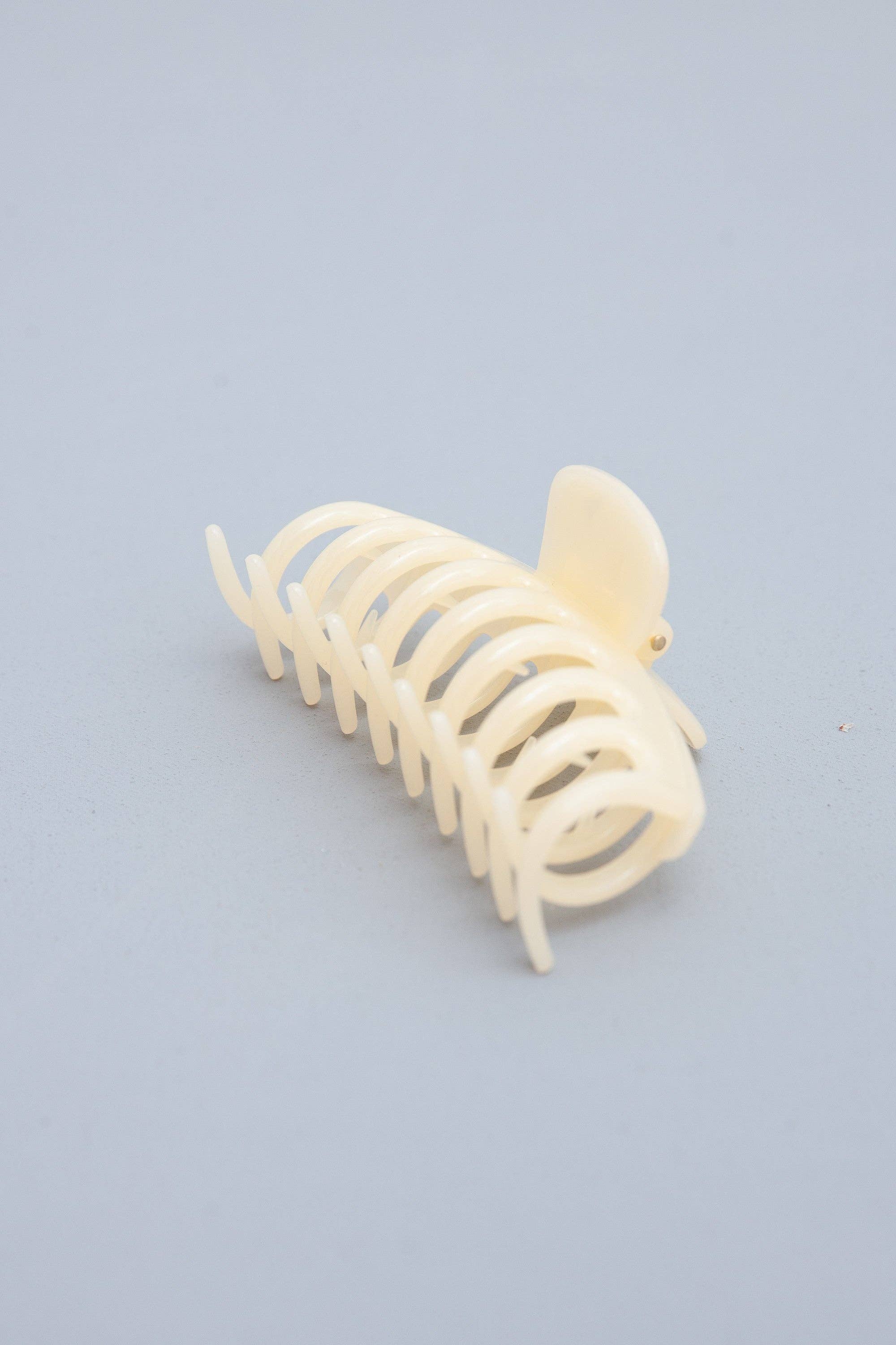 JUMBO SEMI GLOSSY  HAIR CLAW CLIPS | OFF WHITE